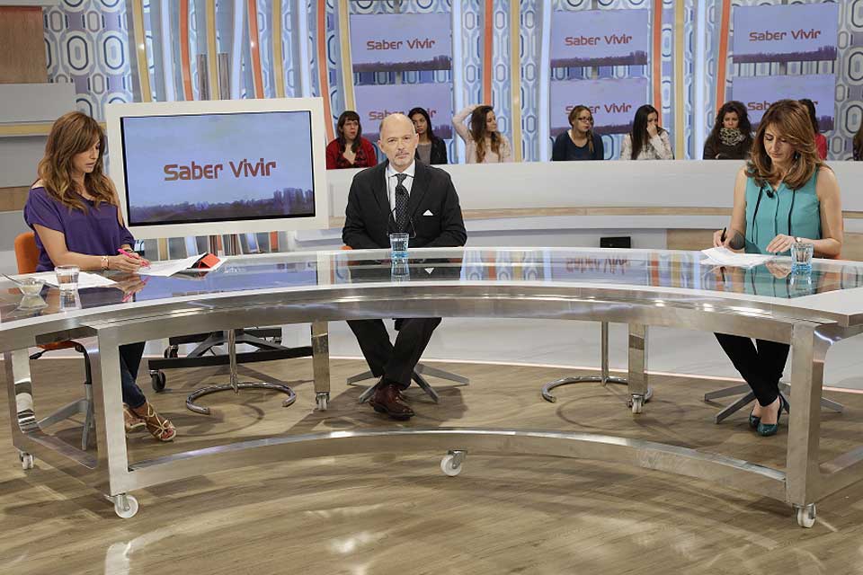 Dr. Sajonia Coburgo en Saber Vivir junto a Mariló Montero: Estreñimiento y hemorroides - Abril de 2015